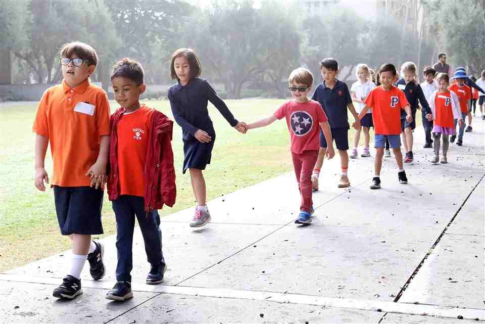 Sage Hill Student 被 Best Buddies California 评为本月大使